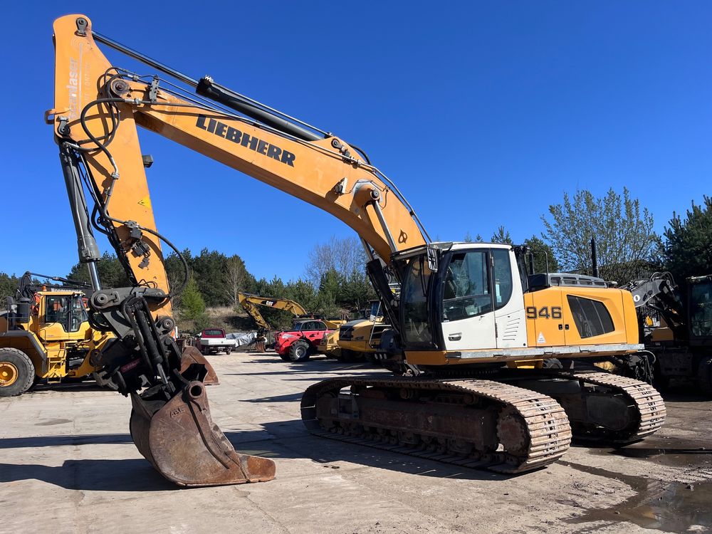Liebherr R946 lcv 2014