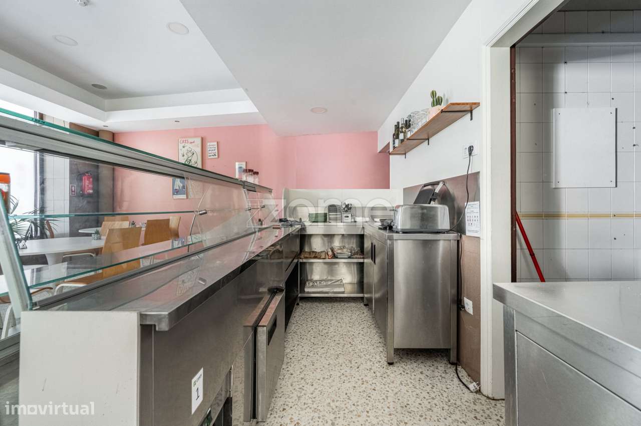 Café / Pastelaria / Restaurante-7