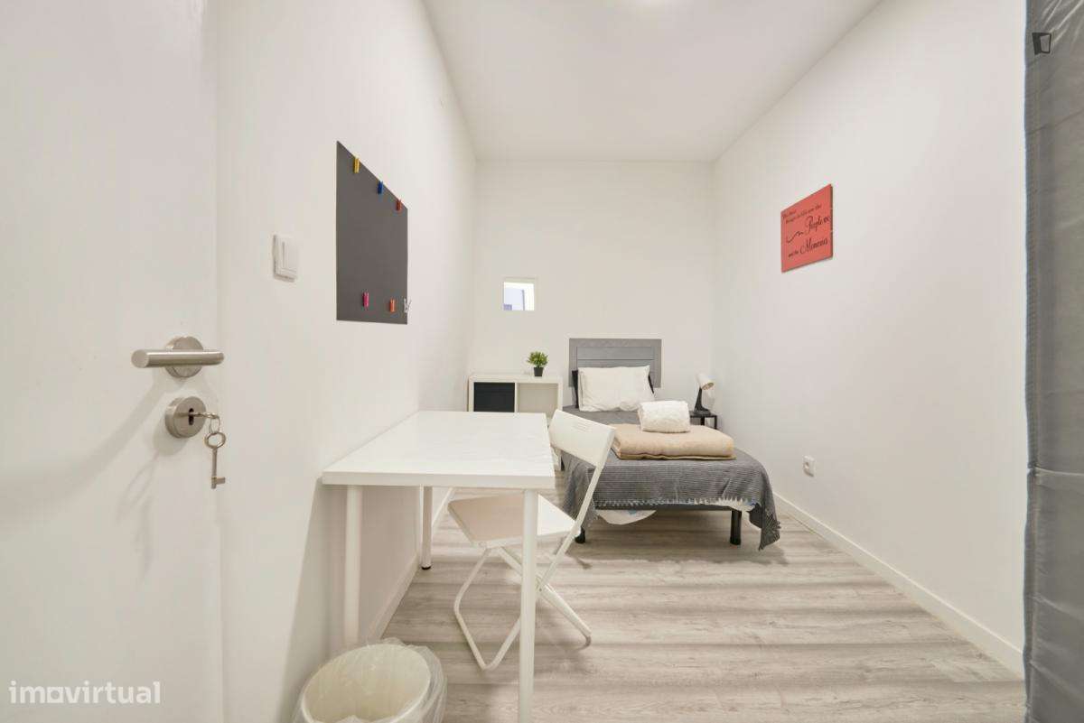 Quarto - localizado em Arroios Lisbon - Grande imagem: 3/31