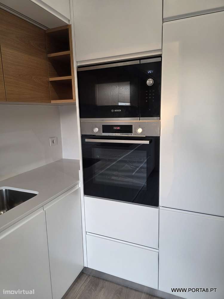 Apartamento T3 Novo com Duas Suites e Varanda — Barosa, Leiria-4