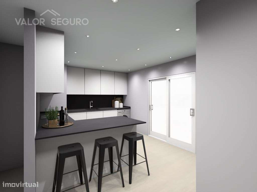 Apartamento T3 novo com garagem 2 viaturas no Sobralinho-18