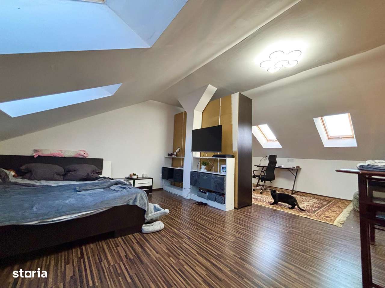 Apartament 2 camere -128mp utili zona Strand 2-4