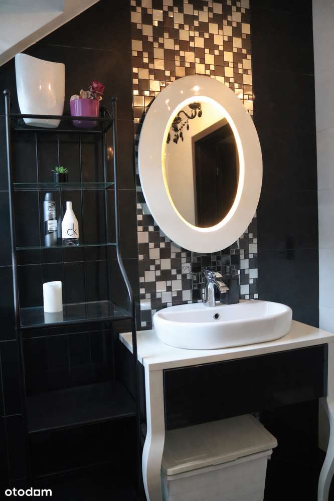 Przestrzeń bez kompromisów: ~350 m² + ogromny garaż-10