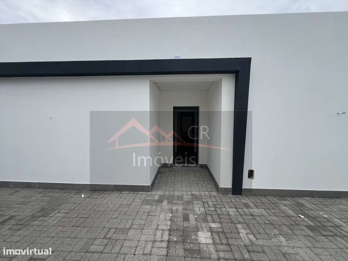 Moradia Isolada Térrea V3 com Piscina -  Quinta do Anjo-12
