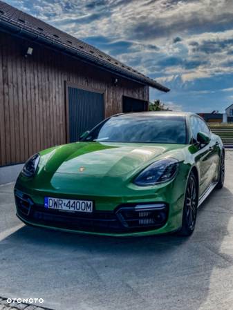 Porsche Panamera GTS GPF Sport Turismo - 2