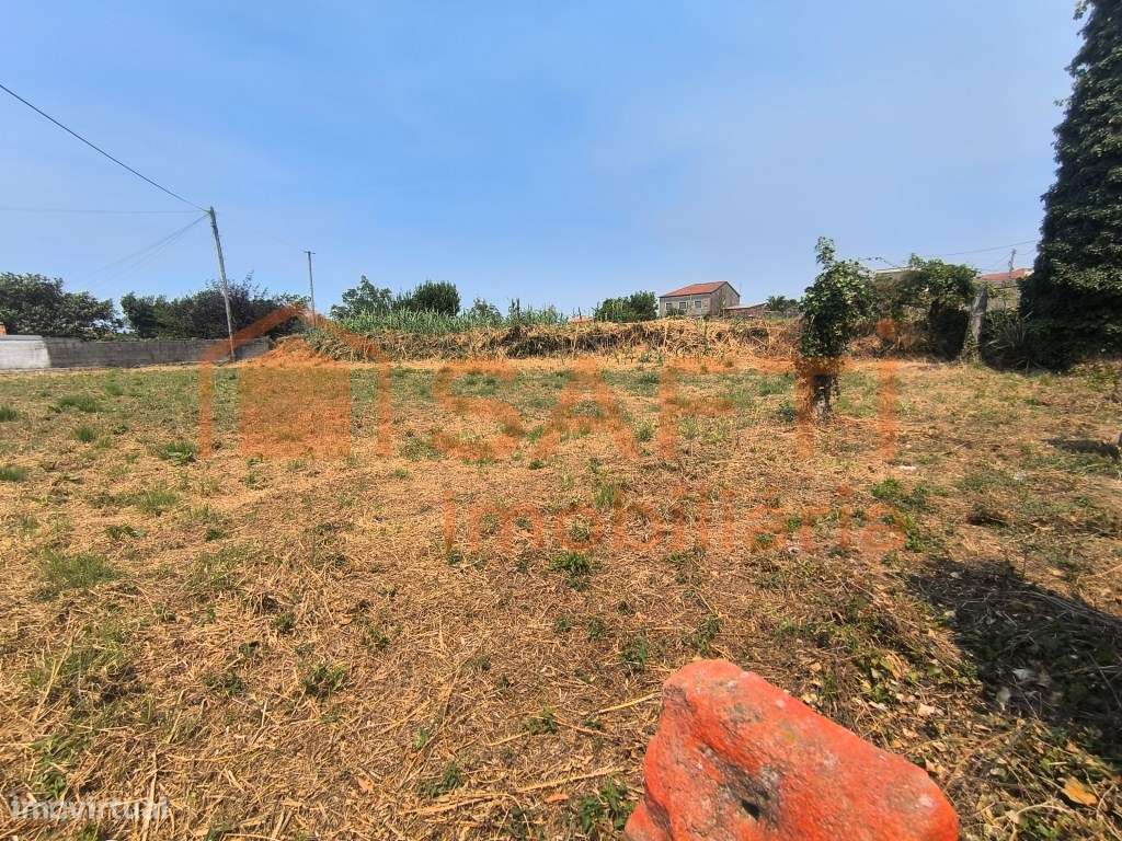 Terreno Urbano de 523 M para Construção em Antas, Esposende - Grande imagem: 2/7