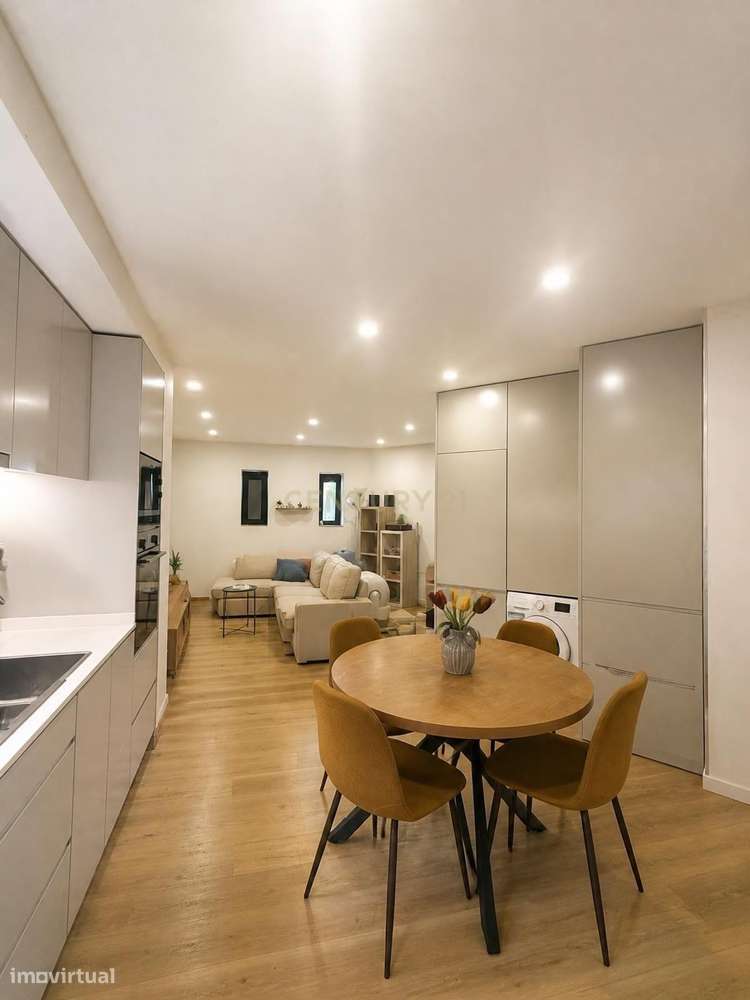 T1 Renovado em Matosinhos | rés do chão | cozinha equipada-0