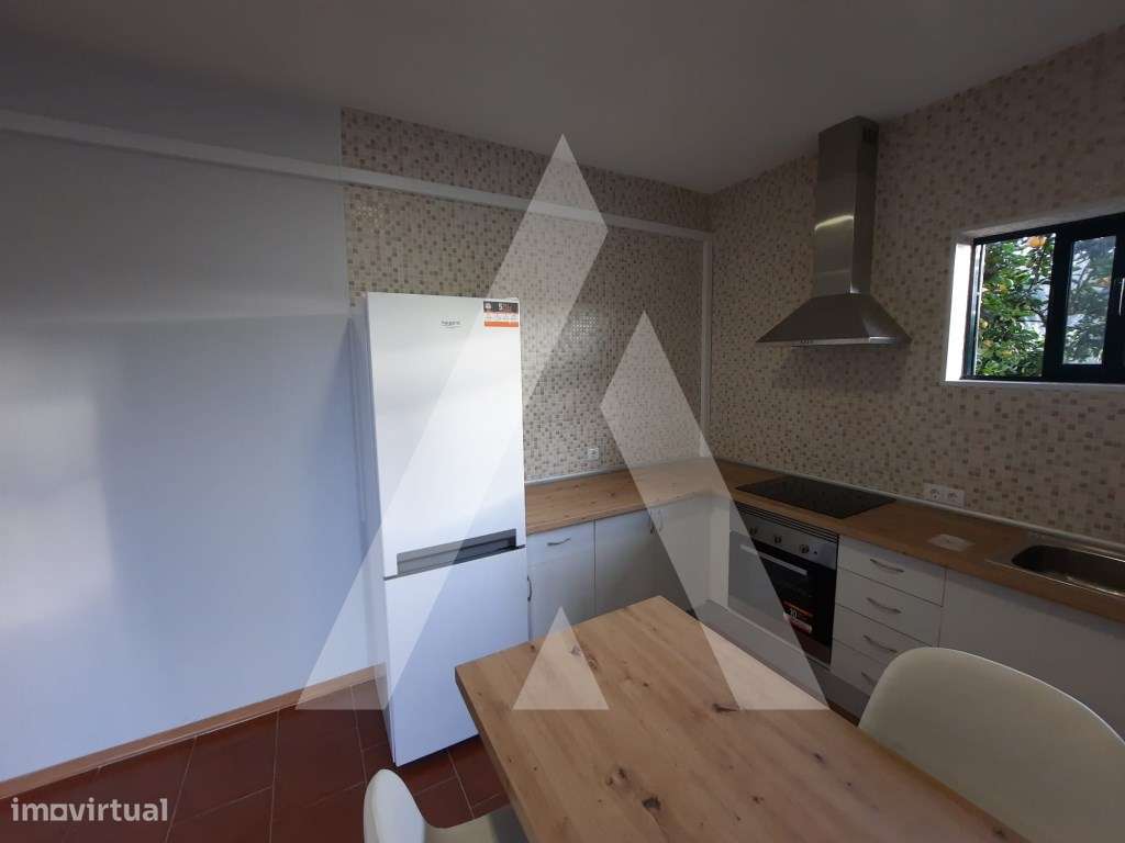 Moradia T1 para arrendamento em Aguada de Baixo - Grande imagem: 3/13