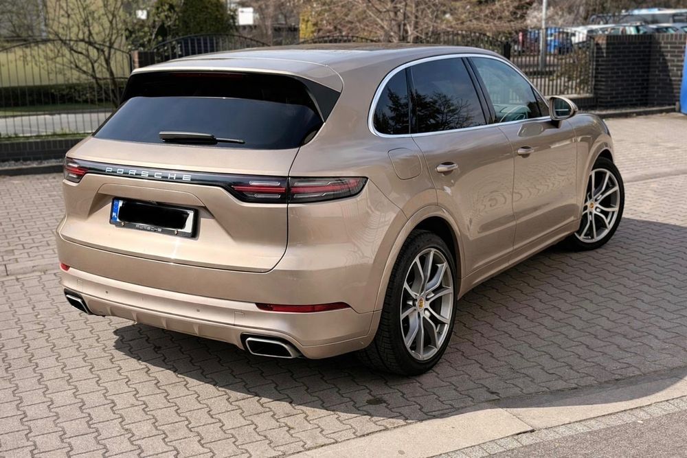 Porsche Cayenne III Tiptronic S Platinum Edition 2018
