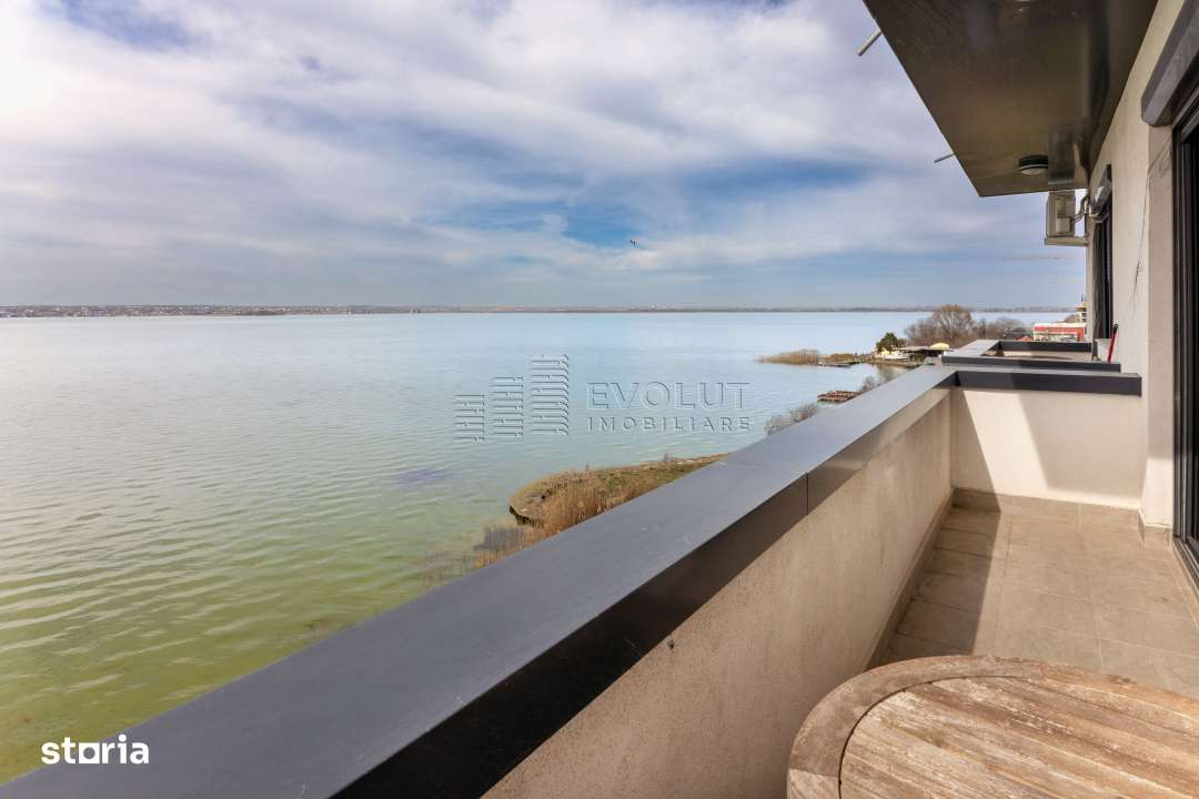 Mamaia Central- apartament 3 camere frontal lac-1