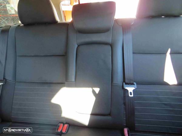 Volvo V50 1.6 D (110Cv) de 2005 - Peças Usadas (8735) - 5