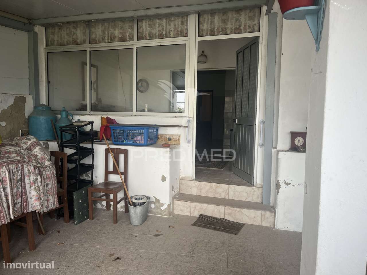 Moradia T2+1 com amplo quintal e poço em Alfundão.-12