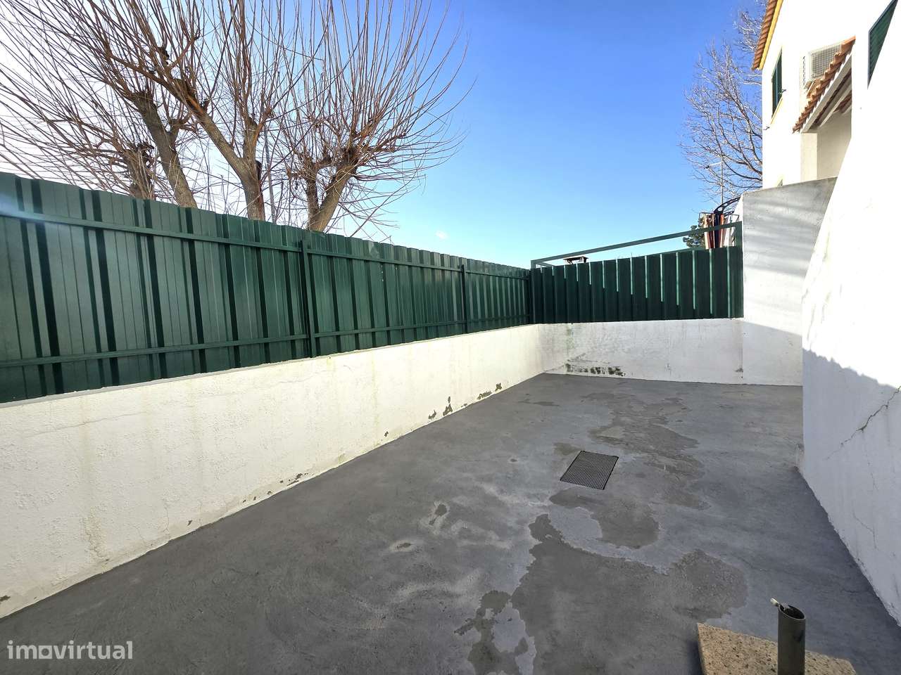 Simpática Moradia em Banda T3-18