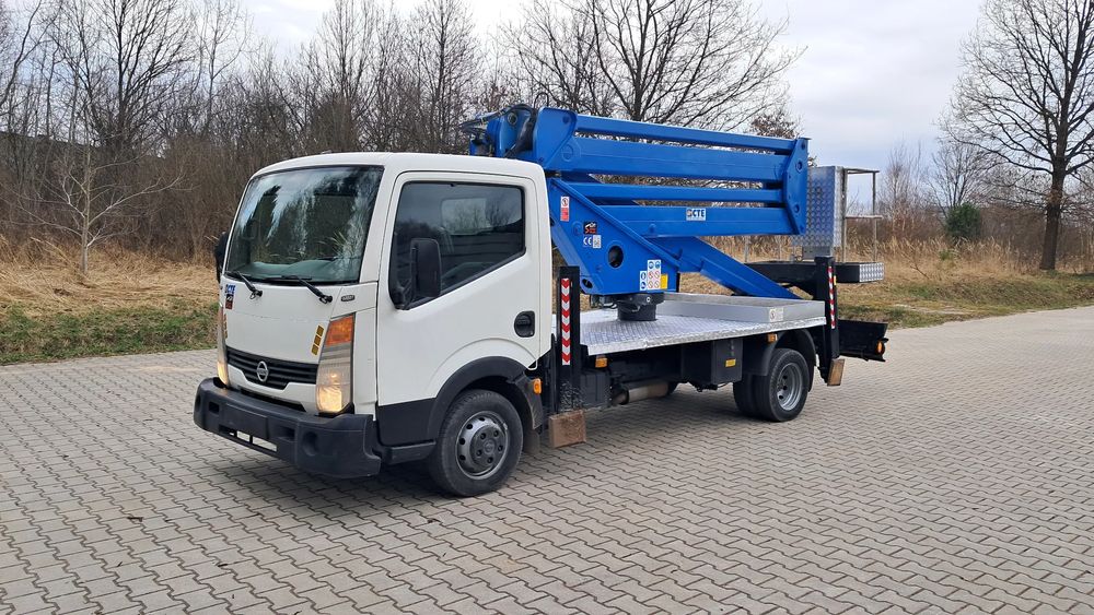 Nissan Cabstar 2013