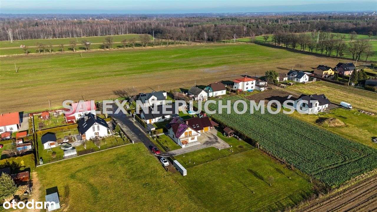 Dom z dużą działką w Jarząbkowicach-0