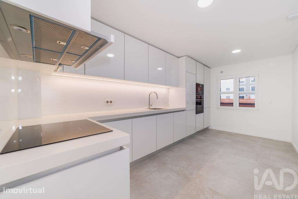 Apartamento T2 em Tavarede de 117,00 m2 - Grande imagem: 4/14