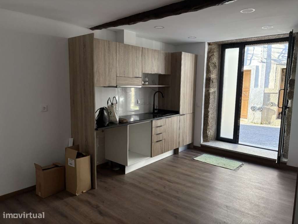 Apartamento T1 novo-1