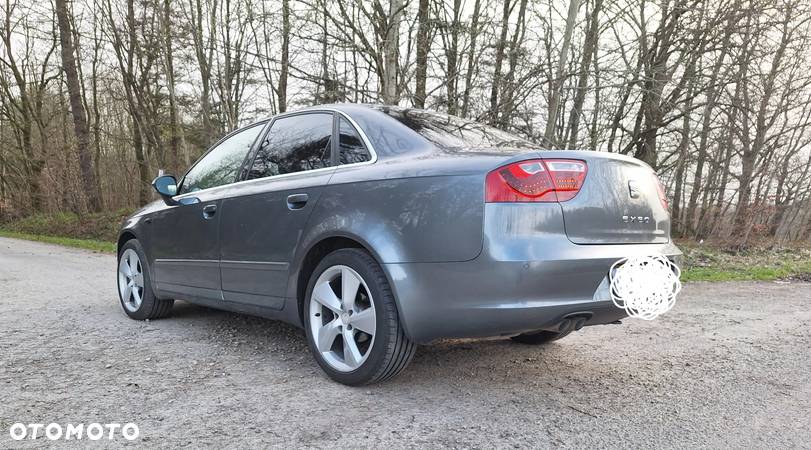 Seat Exeo 2.0 TDI DPF Sport - 4