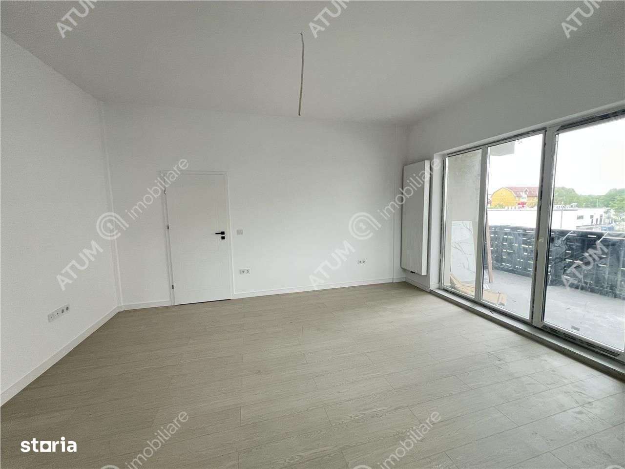 Apartament de 3 camere cu 2 bai etaj intermediar zona Rahovei - Imagine principală: 2/12