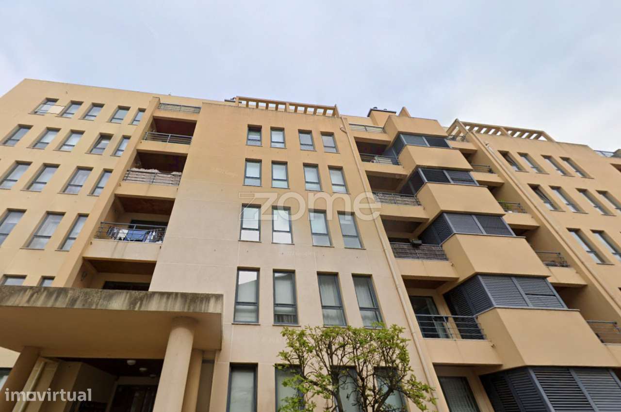 Apartamento T2 - Lordelo do Ouro - Grande imagem: 2/7