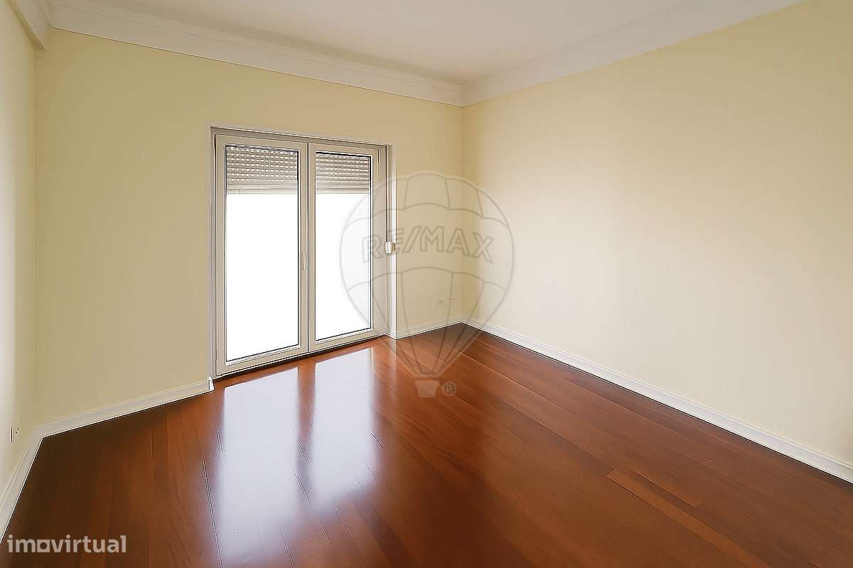 Apartamento T4 para venda - Grande imagem: 5/8