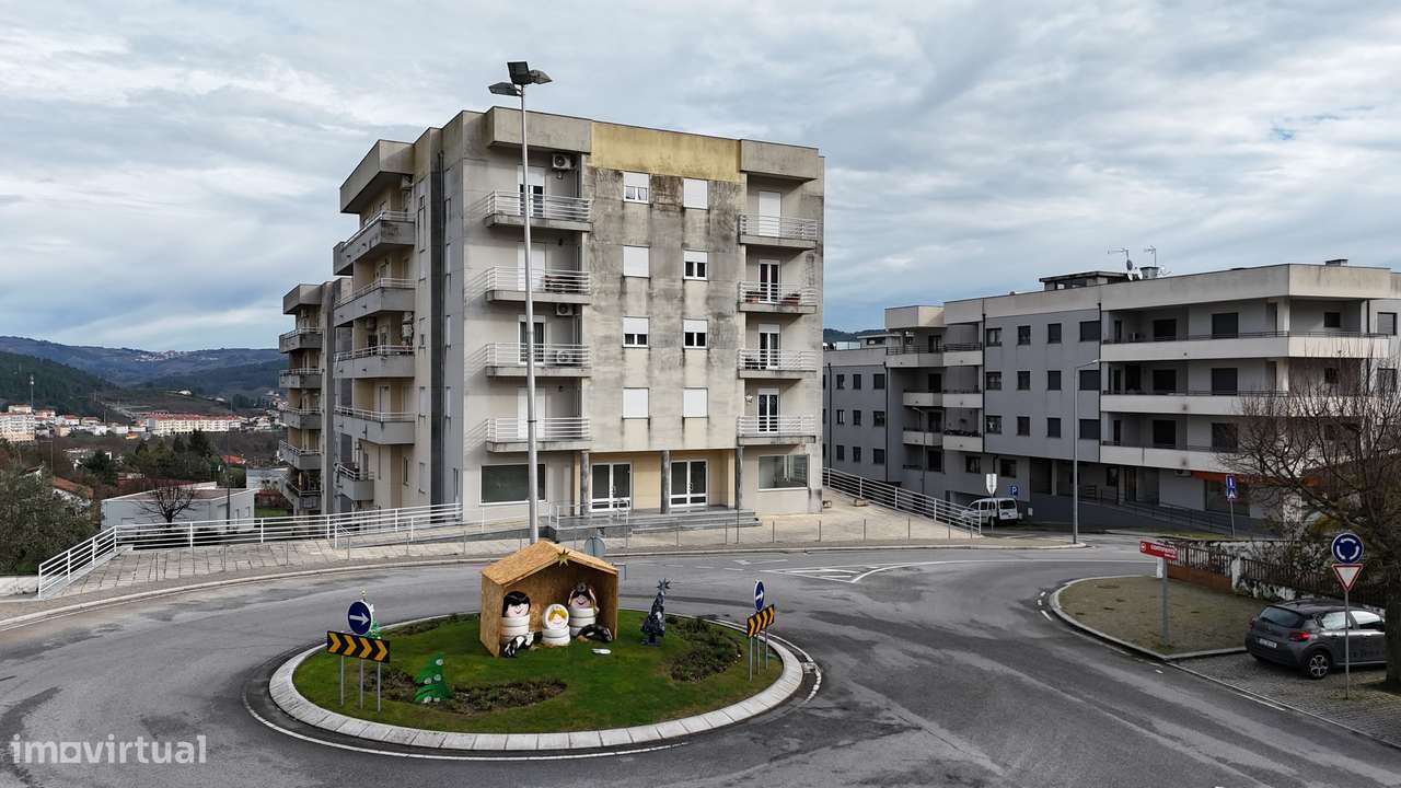 Apartamento T3 - Av. Restauradores do Concelho - Tarouca-3