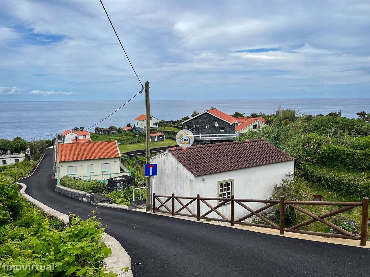 Casa de rés-do-chão e 1º andar destinada a habitação e quintal - Fajã - Grande imagem: 3/16