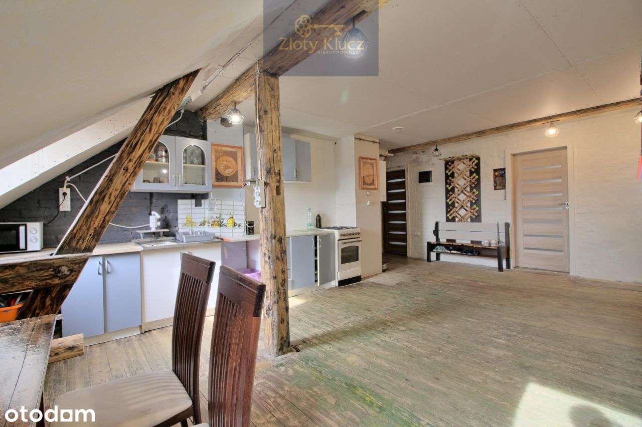 Przestronne 3 pokoje w samym Rynku ogrz. gazowe-3