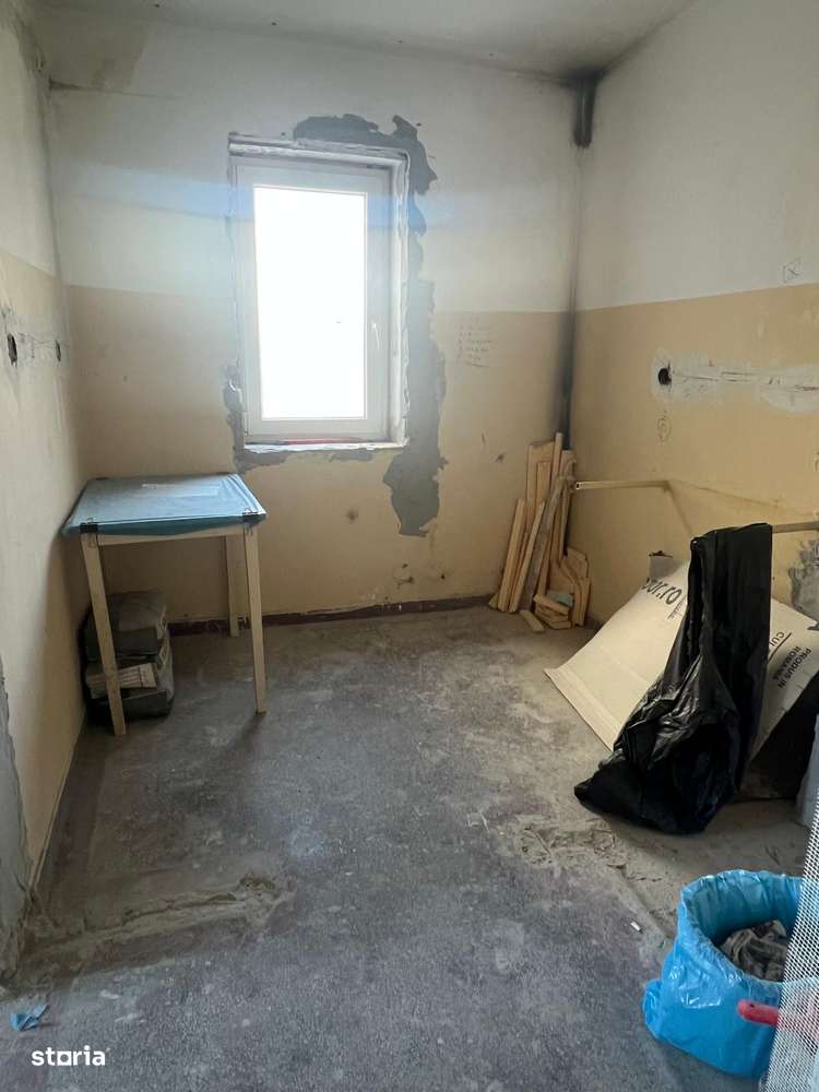 vand 2 camere Micro 38 et 4 DE RENOVAT pret 30.500 euro - Imagine principală: 4/9