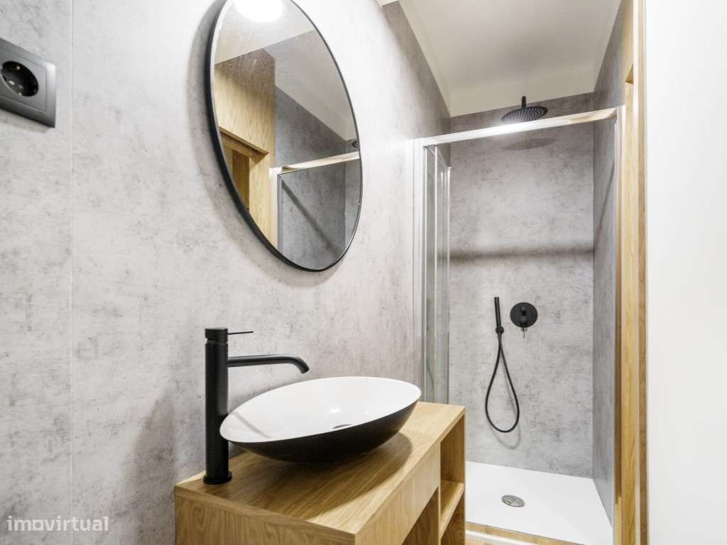 Edifício de rendimento no centro histórico de Braga - Rua de Santo ...-12