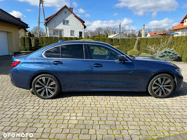 BMW Seria 3 320d xDrive MHEV Luxury Line - 5