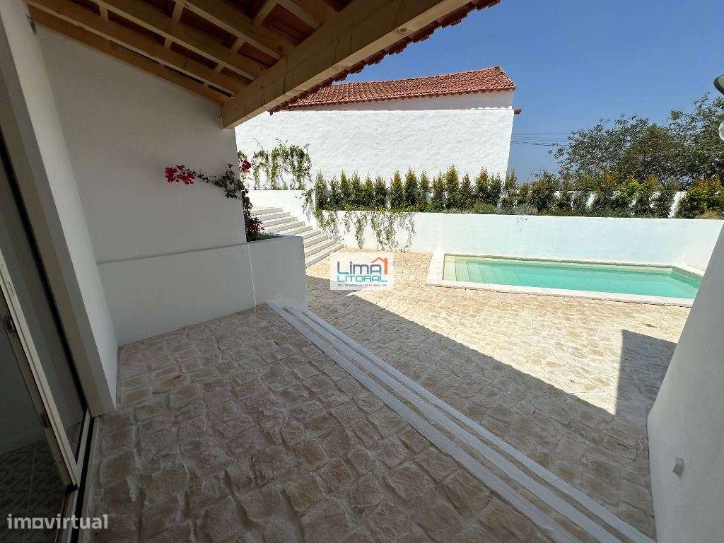 Moradia T3 renovada - próximo da praia da Nazaré-9