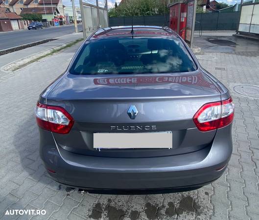 Renault Fluence 1.6 16V Privilege - 5