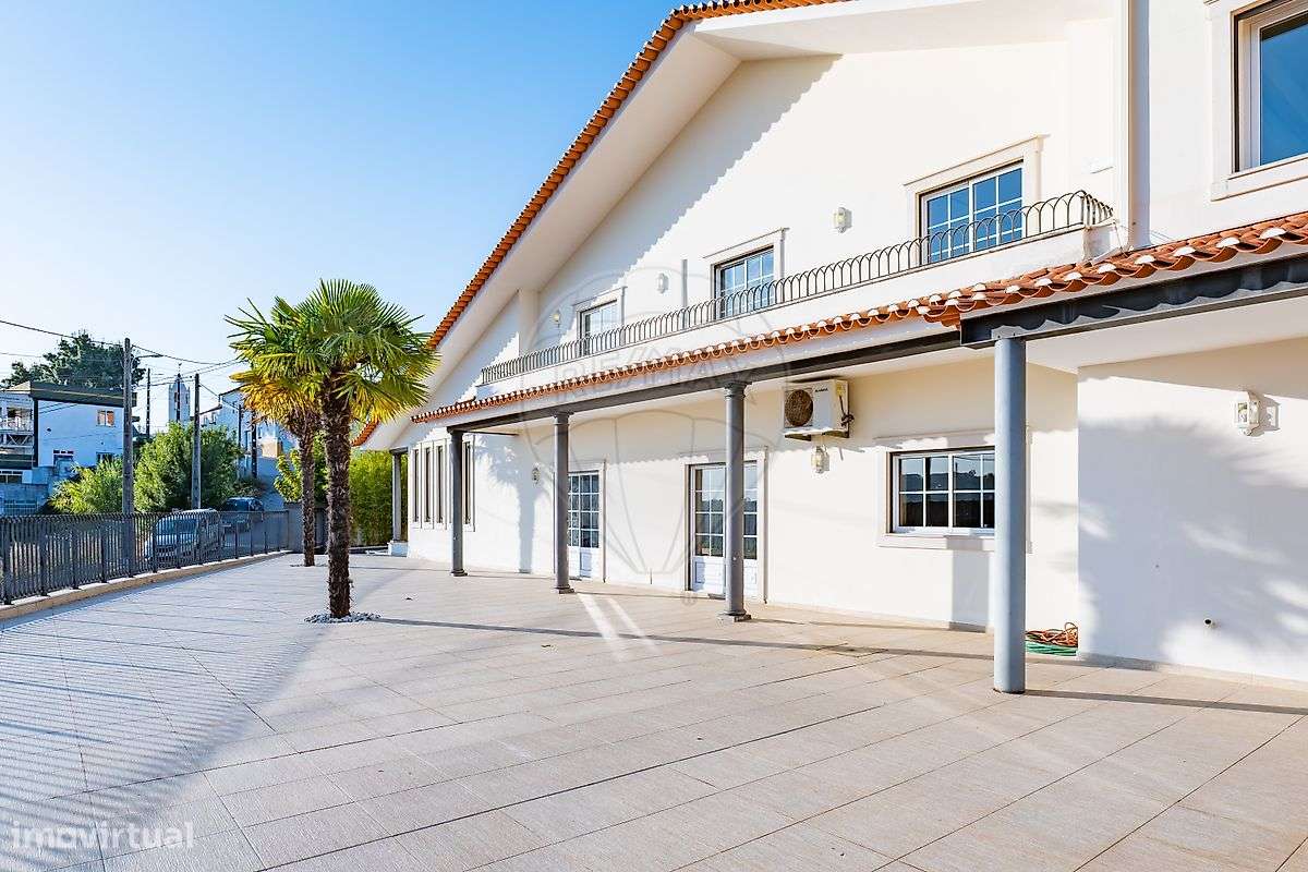 Moradia T6 para venda - Grande imagem: 3/46