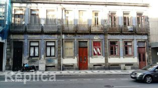 Prédio centro Porto para Reabilitação Downtown Building Rehabilitation