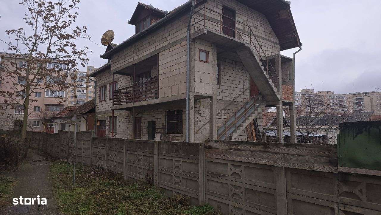 Vand imobil in Deva compusa din 2 corpuri de cladire, zona centrala, - Imagine principală: 3/18