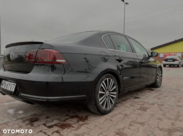 Volkswagen Passat 1.8 TSI Comfortline DSG - 2