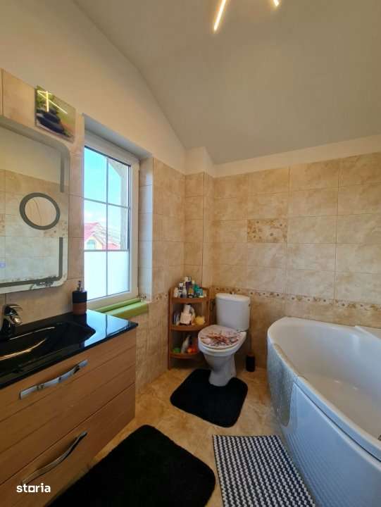 Casa Domnesti | Spatioasa, Luminoasa, Ideala pentru Familie-18