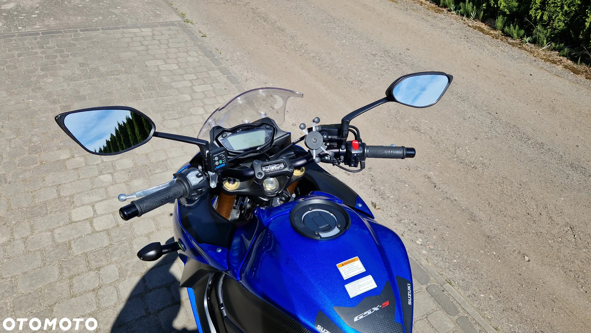 Suzuki GSX 1000 - 14