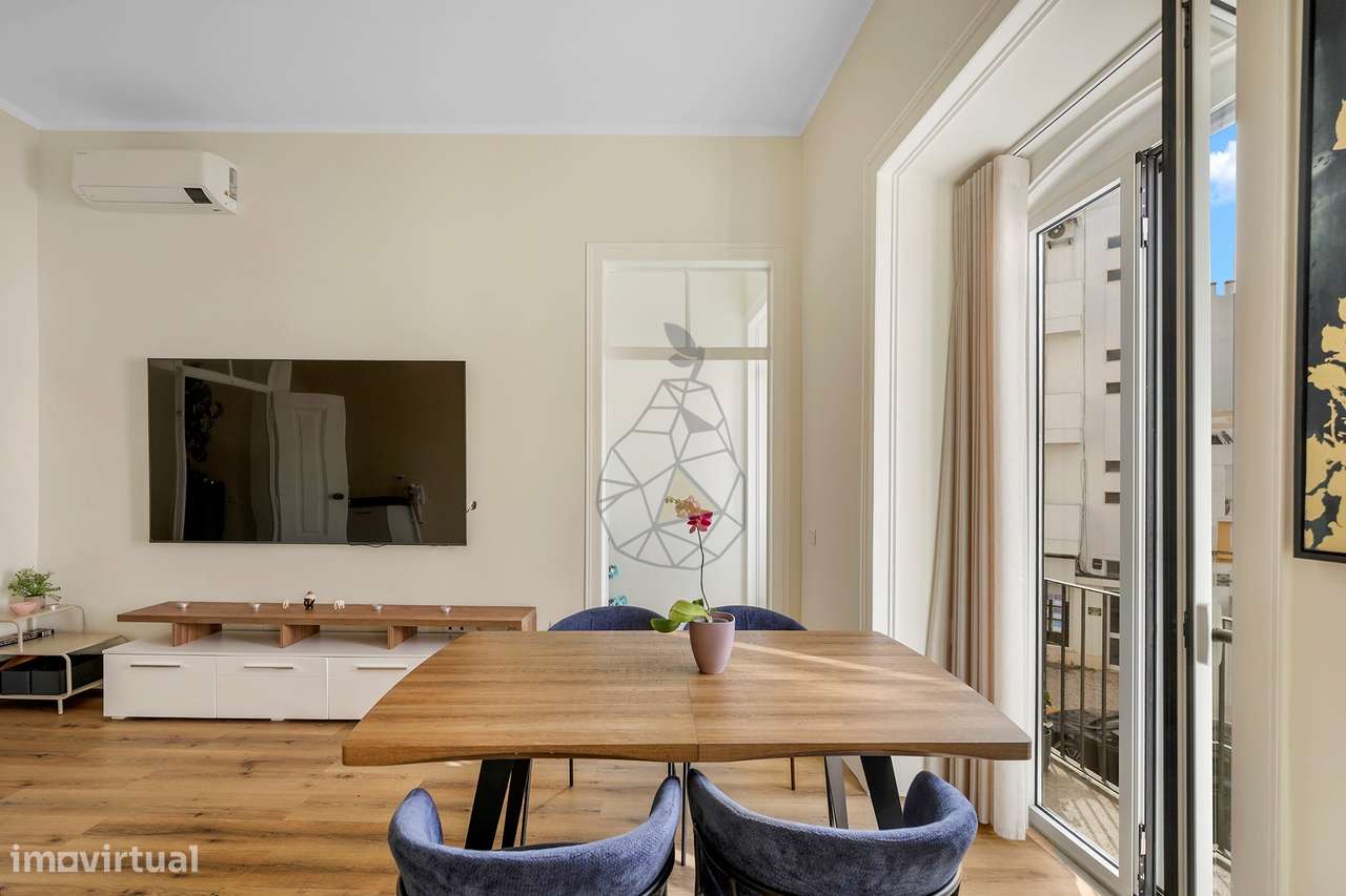Viva o Encanto da Cidade Antiga - Apartamento com Tetos Altos e Muito-29