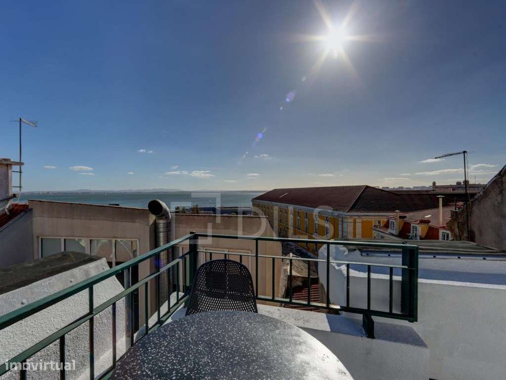 Prédio com AL ativo e Yield de 11%, em Alfama - Grande imagem: 3/24