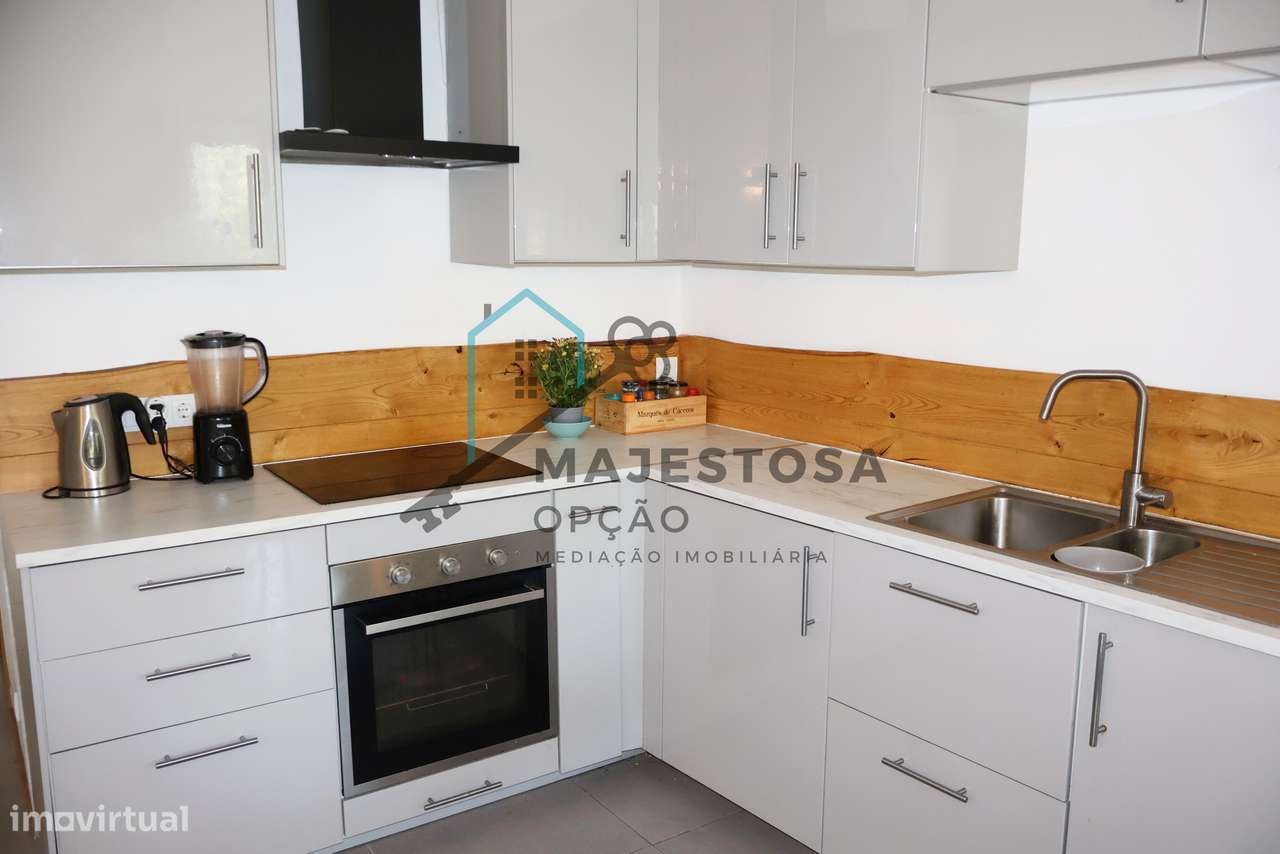 Moradia T2 com vista para o Rio Minho no centro histórico de Vila Nova - Grande imagem: 4/27