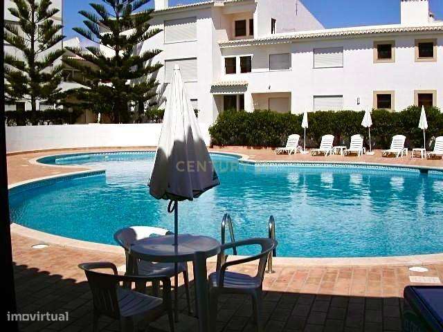 Beach Club /Restaurante / Moradia primeira linha de Mar na Praia do Be-7