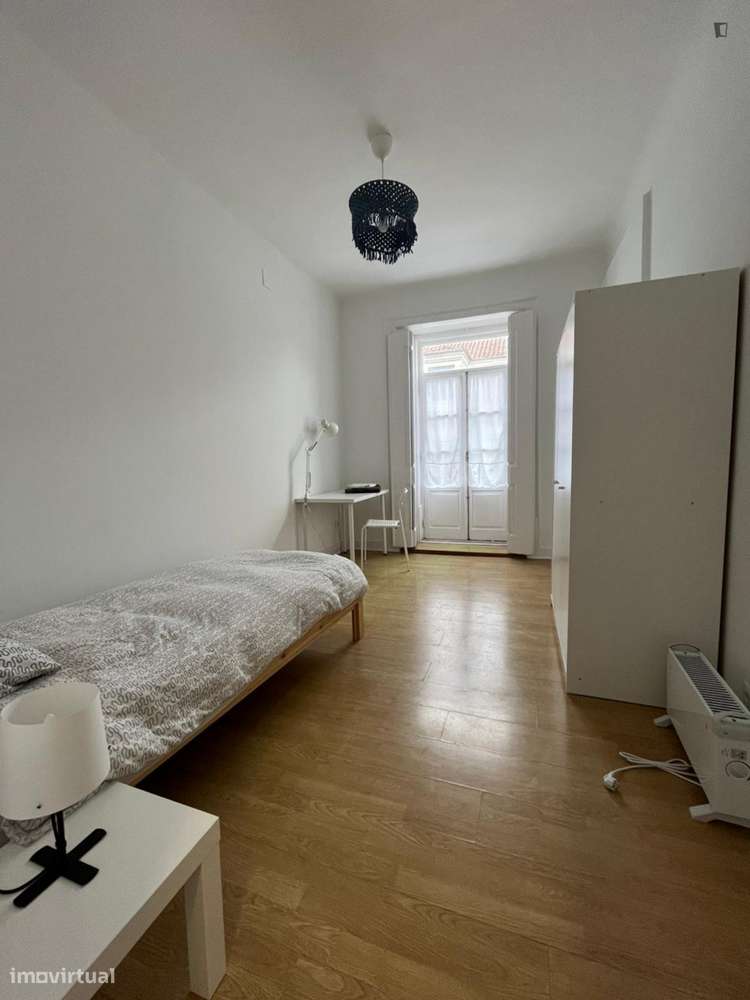 Quarto - localizado em Baixa Lisbon - Grande imagem: 5/9
