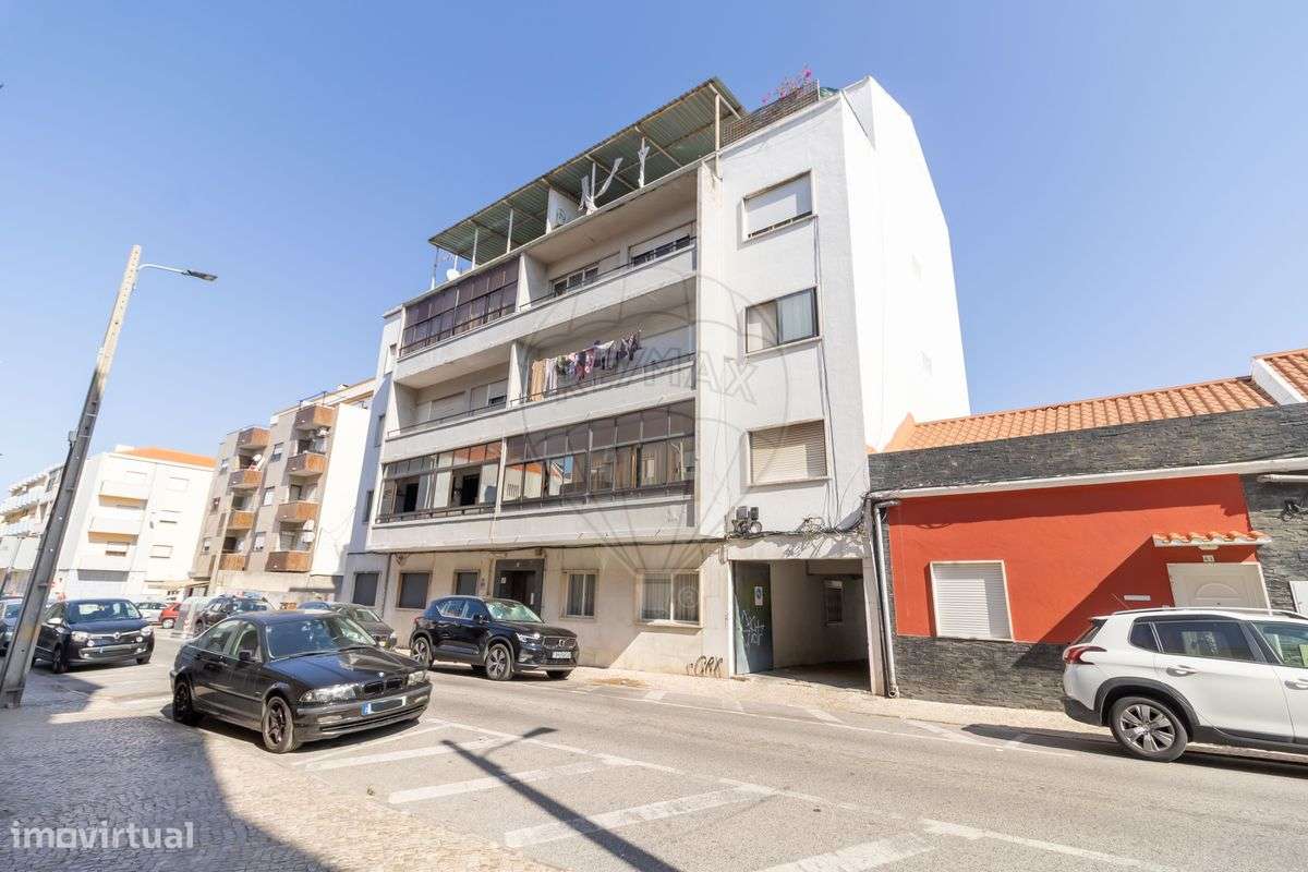 Apartamento T4 para venda-0