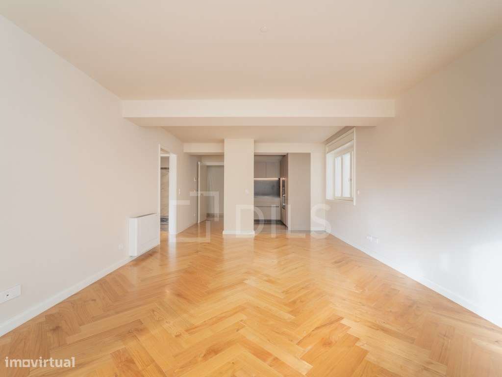 Apartamento T1 com varanda, na Rua de Sá de Bandeira - Grande imagem: 3/39