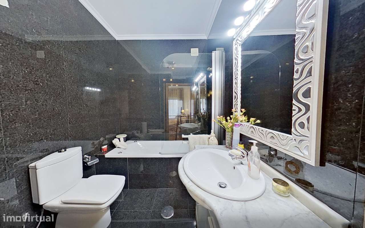 T2 Varanda | Suite | Garagem-19