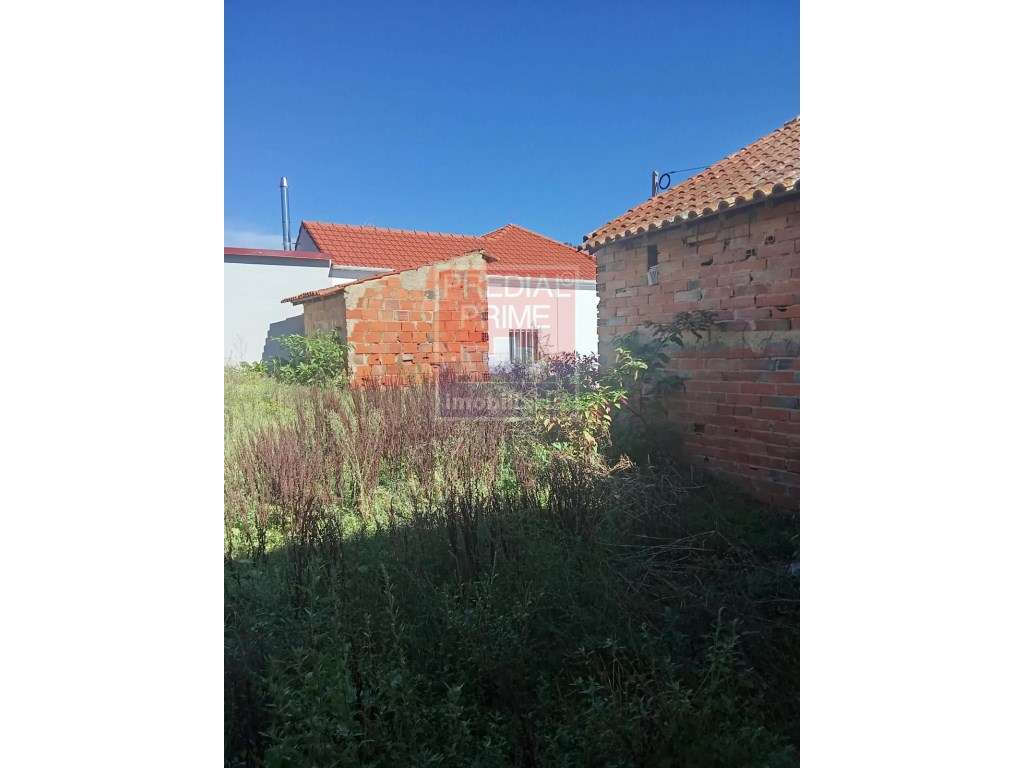 Moradia T3 em São João de Loure-32