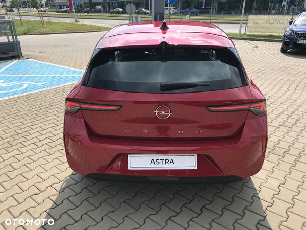 Opel Astra V 1.2 T Edition S&S - 5