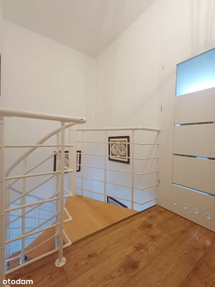 Dwupoziomowy segment 75m z garażem + ogródek 58 m Józefoslawiu!-8